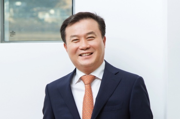 EcoPro’s　founder　and　chairman　Lee　Dong-che