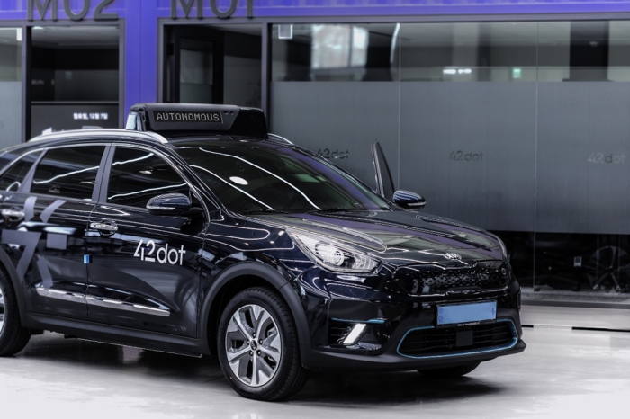 An autonomous vehicle being developed by 42dot (Courtesy of 42dot)