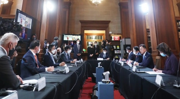 Korean　President　Moon　Jae-in　speaks　at　the　bilateral　business　roundtable　May　21　in　Washington,　D.C.