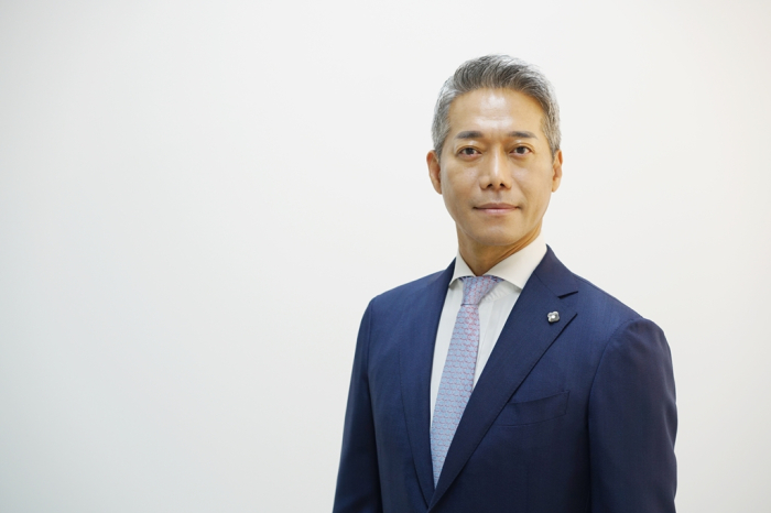 HyoungJun　Kang,　country　manager　of　Snowflake's　Korean　office