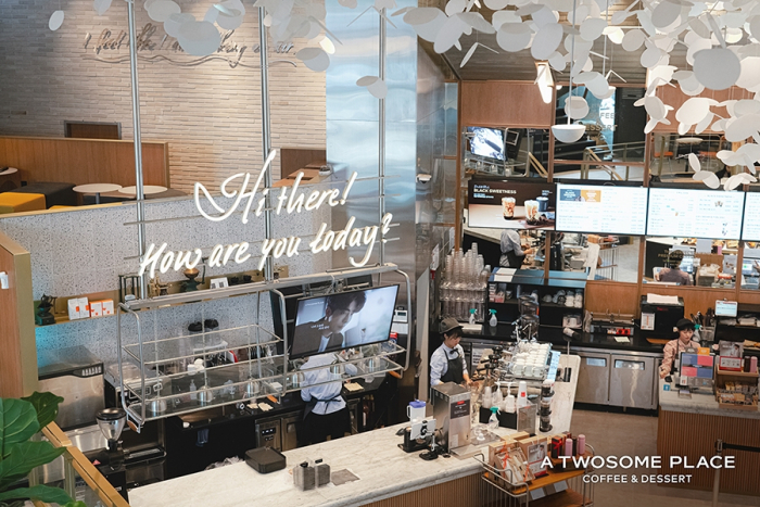 A　Twosome　Place　cafe　in　Seoul 
