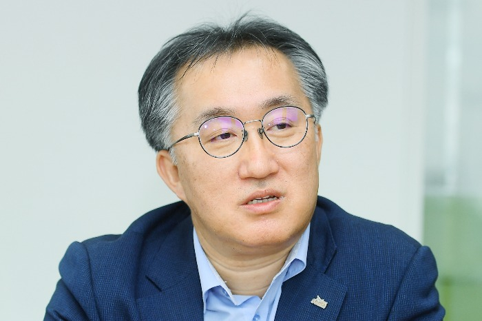 Huh　Sung-moo,　CIO　of　SEMA