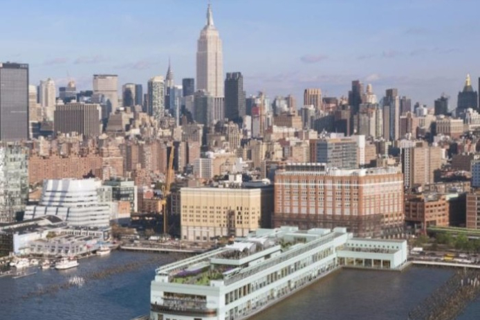 RXR　is　redeveloping　Pier　57　in　Hudson　River　Park　on　the　West　Side　of　Manhattan.