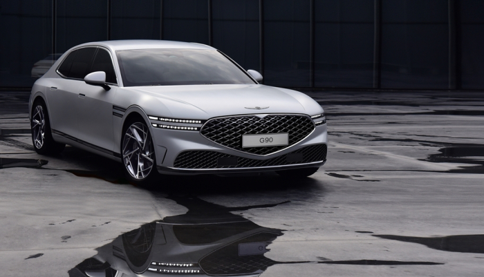 Hyundai　Motor's　redesigned　Genesis　G90