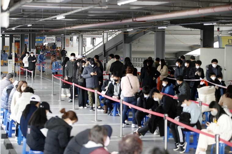増え なぜ てる コロナ 韓国 ワクチン接種率8割の韓国でなぜ？ 新規感染者が初の4000人超え
