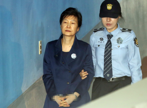 槿恵 現在 朴 朴槿恵前大統領も20年の実刑確定 赦免が早くも焦点に：朝日新聞デジタル