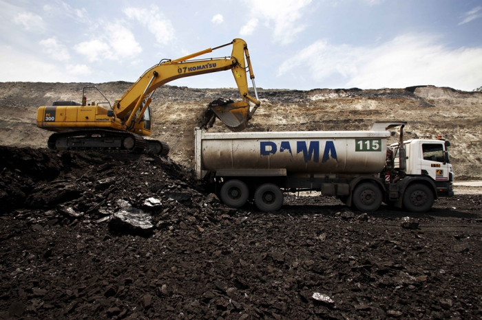 Coal　mining　in　Indonesia