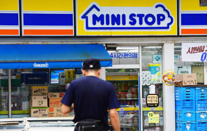 Lotte,　Shinsegae　compete　head-on　for　Ministop　Korea