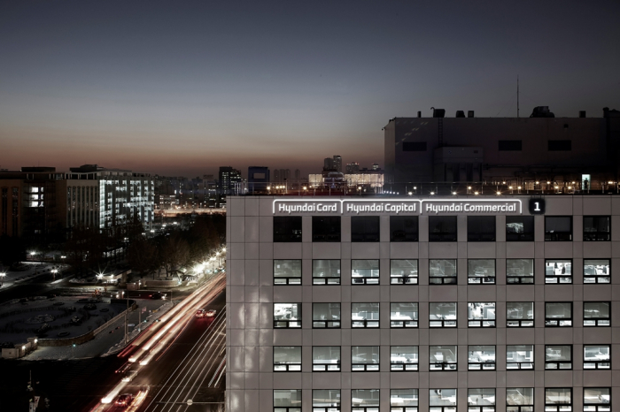 Hyundai　Capital's　headquarters　building