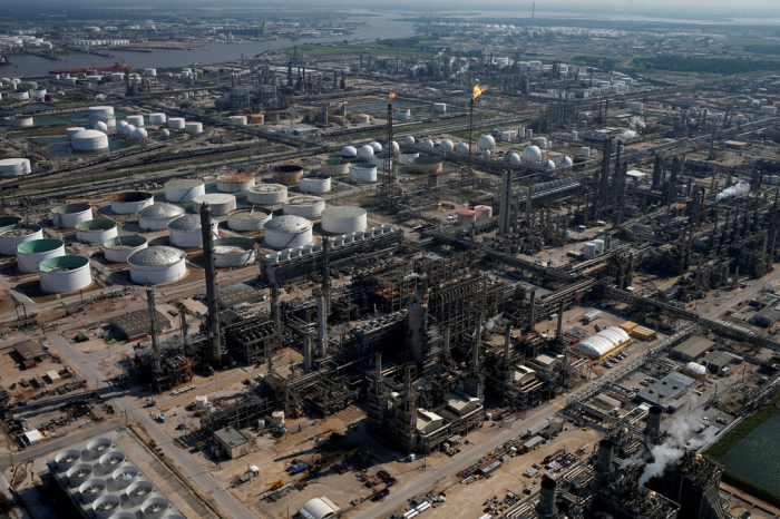 An　aerial　view　of　the　Shell　Deer　Park　Manufacturing　Complex　in　Deer　Park,　Texas,　US　(Courtesy　of　Reuters,　Yonhap)