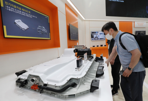 Samsung SDI in talks with automaker for battery JV
