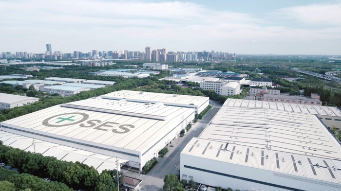 SES　Holdings'　giga-factory　in　Shanghai