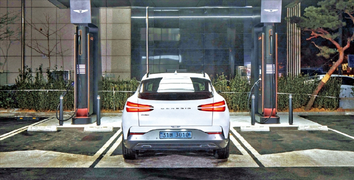 The wireless Genesis EV charging station