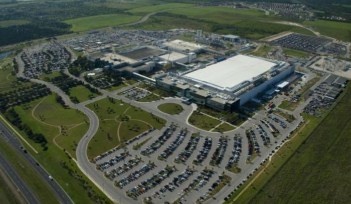 Samsung's　chip　foundry　plant　in　Austin