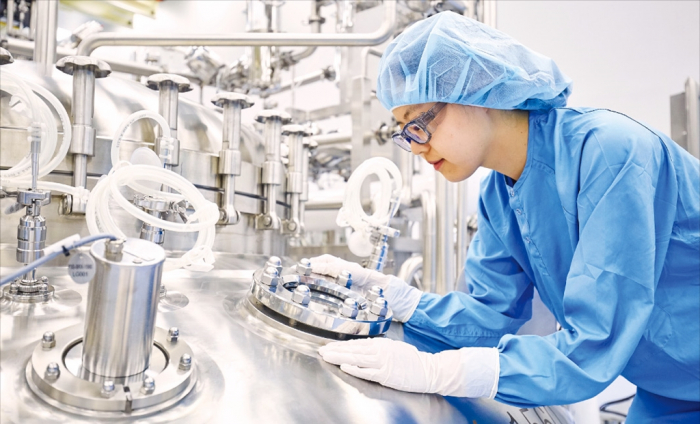 A　Samsung　Bioepis　researcher