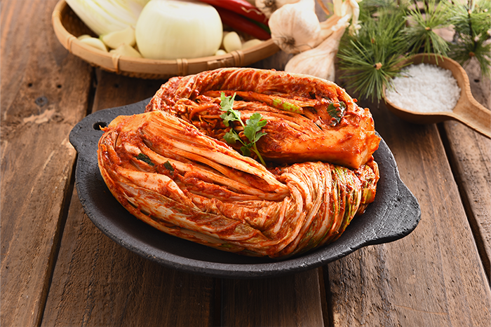 Kimchi,　the　most　enjoyed　Korean　food　overseas