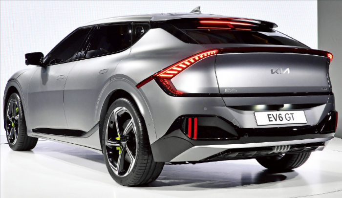 The Kia EV6