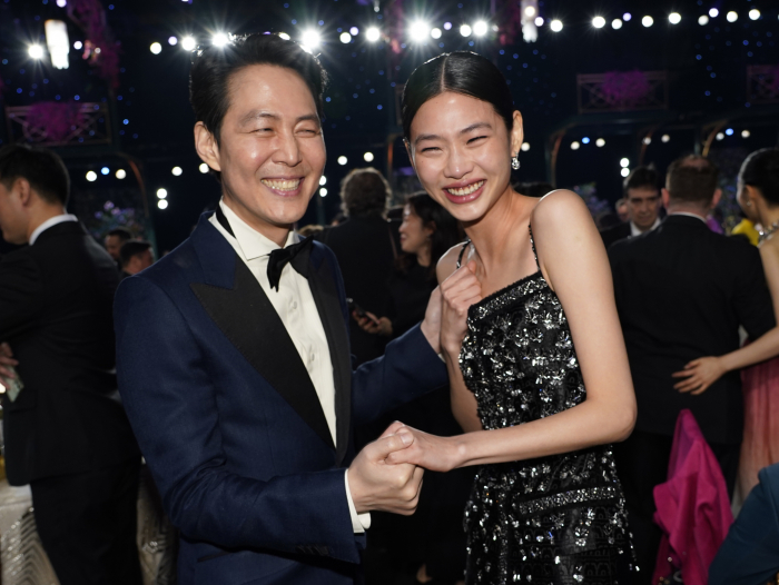 Lee Jung-jae (L) and Jung Ho-yeon (R) at the 28th annual Screen Actors Guild Awards on Feb. 27