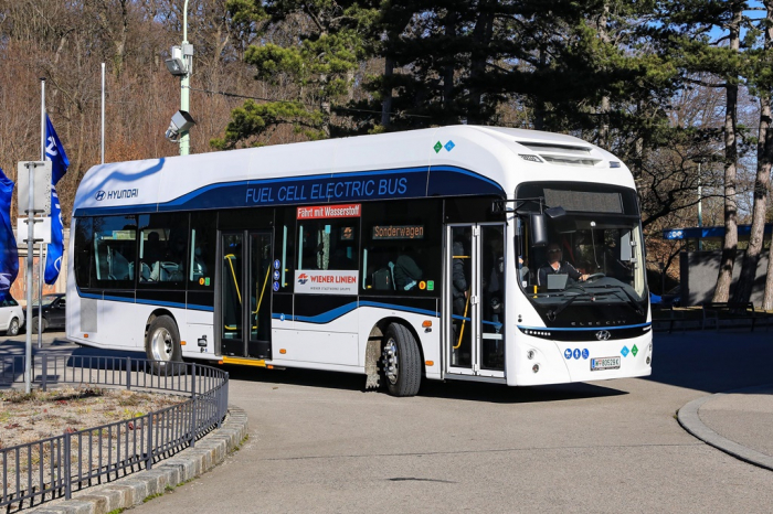 Hyundai's　Elec　City　Fuel　Cell　bus