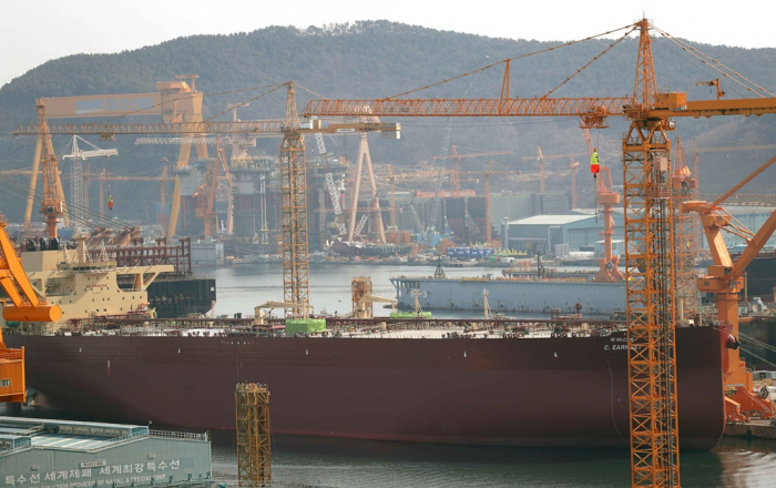 A　South　Korean　shipyard