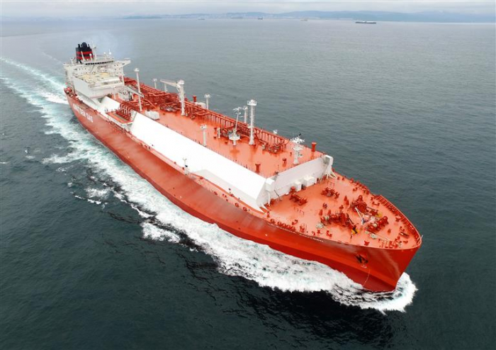 An　LNG　carrier　built　by　Hyundai　Heavy