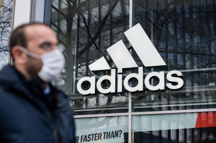 Adidas　is　losing　ground　in　China