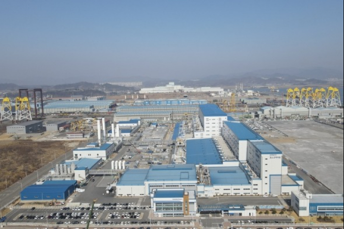 POSCO　Chemical's　cathode　factories　in　Gwangyang,　Korea　(Courtesy　of　POSCO)