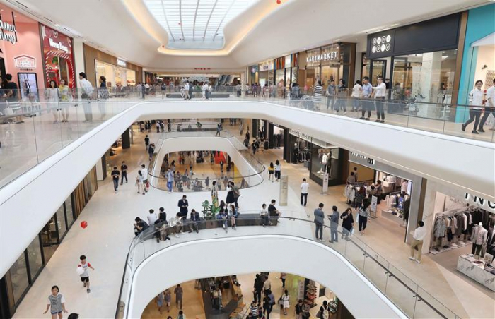 The　interior　of　Starfield　Goyang