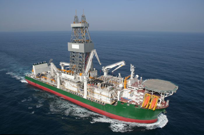 A　drillship　built　by　Samsung　Heavy　Industries