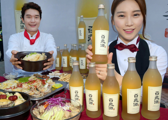 Bekseju　positioned　itself　as　a　drink　suitable　for　Korean　cuisine.
