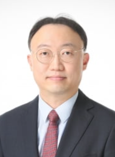 Harvey　Hakjin　Bae,　the　new　head　of　global　investment　at　SK　Square