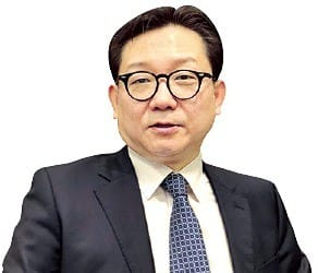 LB　Private　Equity　CEO　Nam　Dong-kyu