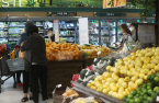 E-Mart, Lotte Shopping hit by US retailers' earnings shocks