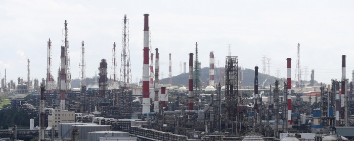 Petrochemical　Complex　in　Ulsan,　South　Korea