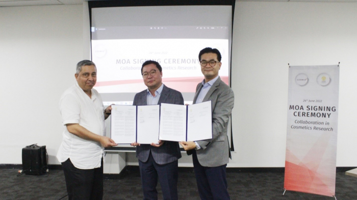 Cosmax Indonesia signs an MOU with Universitas Indonesia on joint research (Courtesy of Cosmax Inc.)