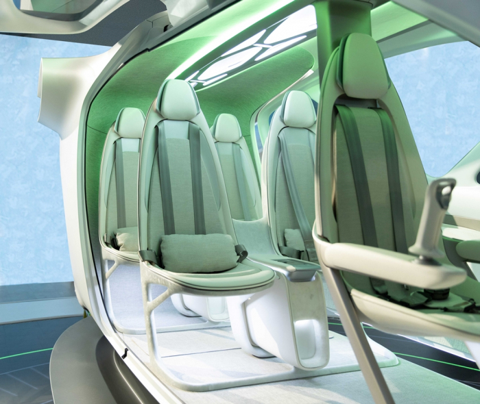 Hyundai　Motor's　UAM　unit　Supernal's　five-seat　eVTOL　cabin　concept　at　the　Farnborough　Airshow