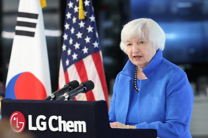 Yellen calls for trade overhaul to diversify from China