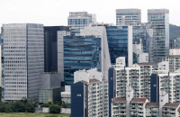 Korean firms rush to sell real estate to raise cash