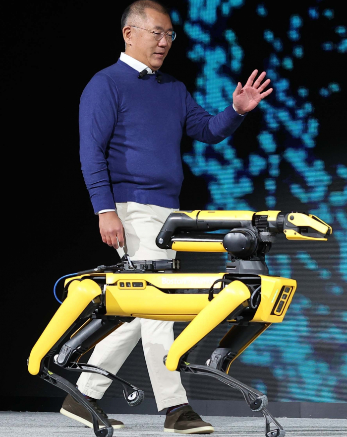 Boston Dynamics, which Hyundai Motor acquired in 2021, will take a minority stake in the institute