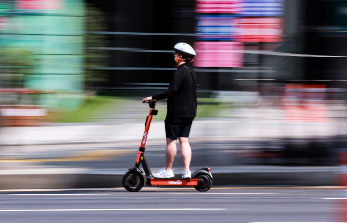 Korean　e-scooter　platforms　are　expanding　into　e-bikes　and　software　markets,　as　well　as　into　neighboring　countries