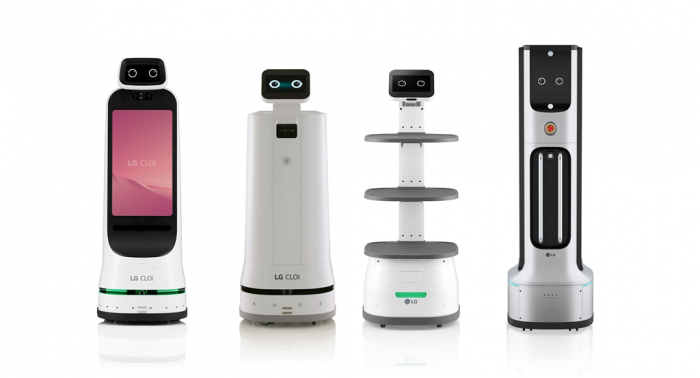 LG's　CLOi　GuideBot,　a　customer　service　robot