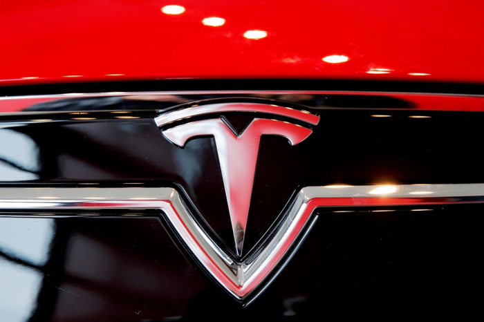 Tesla　cars　are　among　the　most　popular　imported　EVs　in　Korea