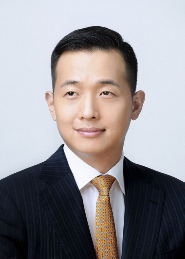 Hanwha Solutions CEO Kim Dong Kwan was promoted as Hanwha Group's new vice chairman on Aug. 29, 2022