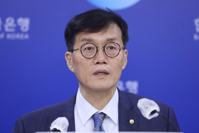 Bank　of　Korea　Governor　Rhee　Chang-yong　speaks　to　the　press　on　Aug.　25,　2022,　the　day　the　central　bank　delivered　its　fourth　straight　rate　hike　(POOL)