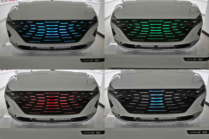 Hyundai　Mobis'　LED　lighting　grille