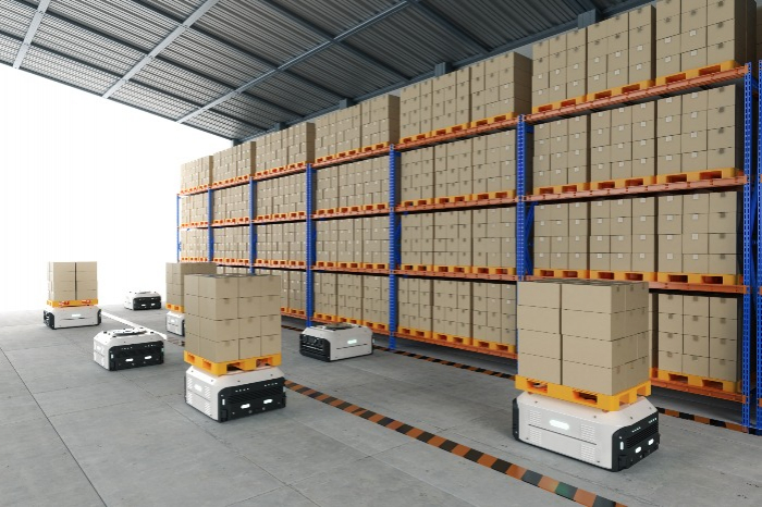Automation　warehouse　management　with　robots　moving　cardboard　boxes　(Courtesy　of　Getty　Images)