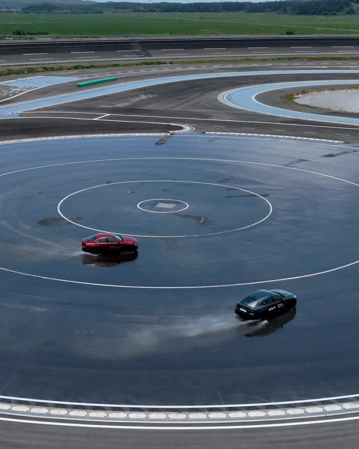 Drivers try racing Hyundai’s latest models at Asia’s largest driving center