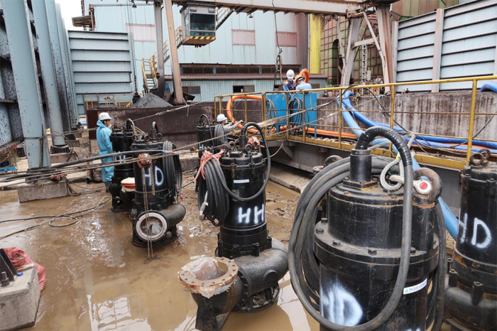 POSCO　employees　work　on　facility　restoration　on　Sept.　14,　2022　(Courtesy　of　POSCO)