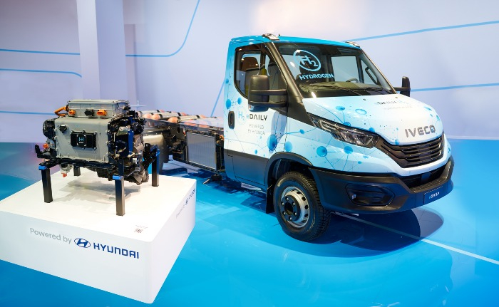 The　hydrogen　van　E-Daily　was　unveiled　on　Sept.　19　for　the　first　time　in　the　world