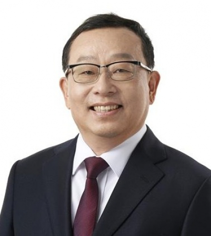 Cho　Sung-hwan　has　been　elected　the　next　president　of　ISO　(Courtesy　of　The　Ministry　of　Trade,　Industry　and　Energy)